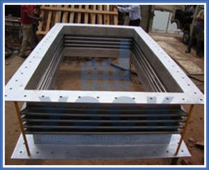 прямоугольные линзовые компенсаторы в Южно-Сахалинске